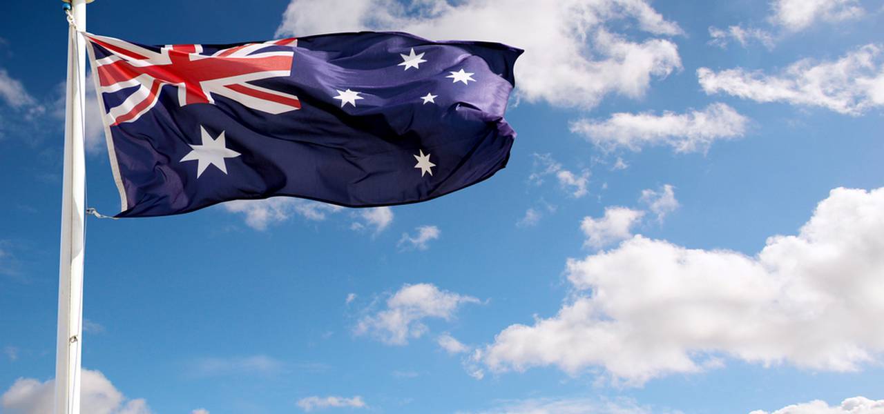 Eksport Australia jatuh 12% pada bulan April