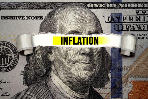 Mengapa kenaikan kadar faedah dapat mengurangkan inflasi?