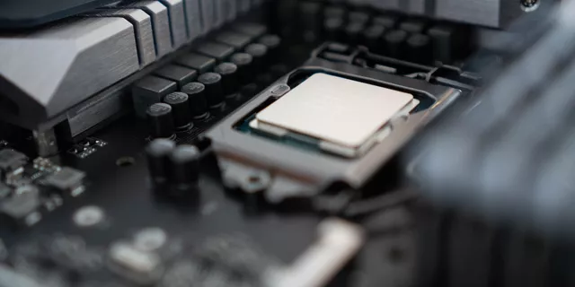 Intel vs AMD: Siapa Yang Akan Memenangi Persaingan CPU?