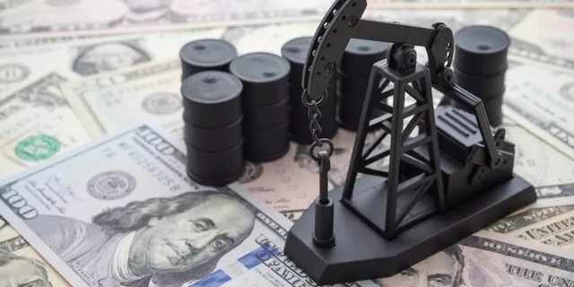 Adakah minyak akan jatuh menjadi $60 atau naik sehingga $100 pada 2022?