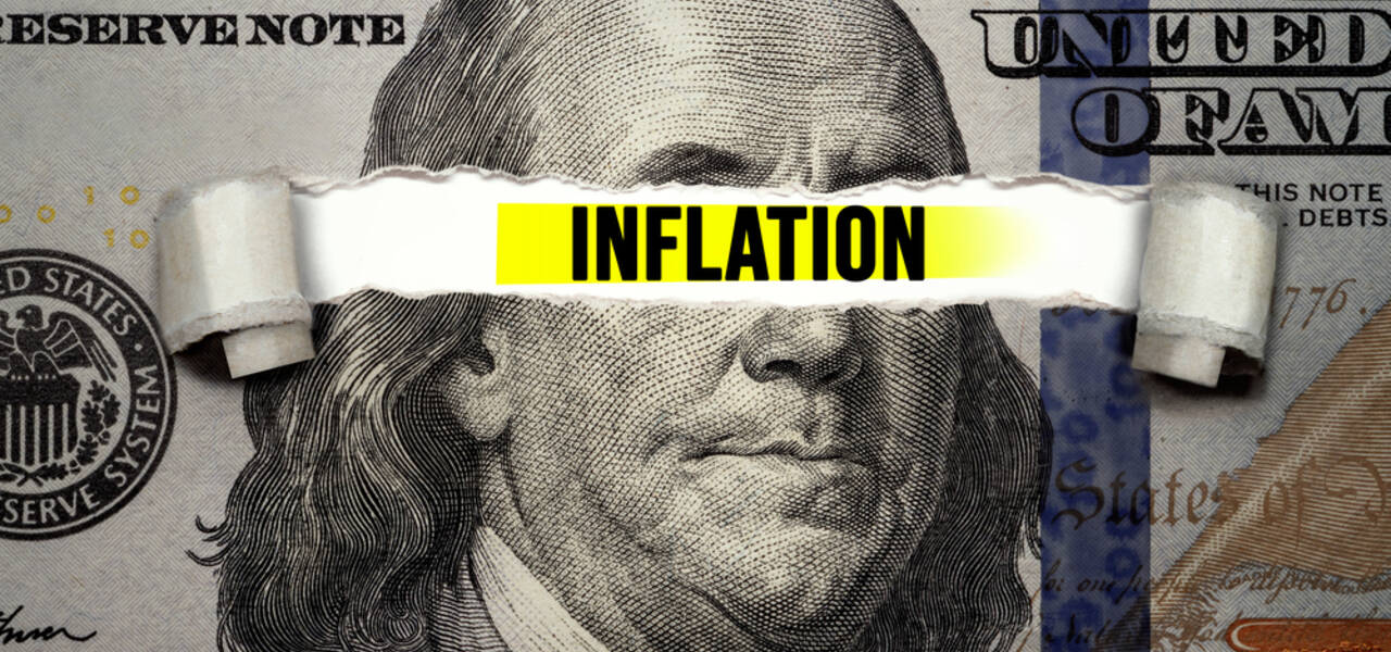 Mengapa kenaikan kadar faedah dapat mengurangkan inflasi?