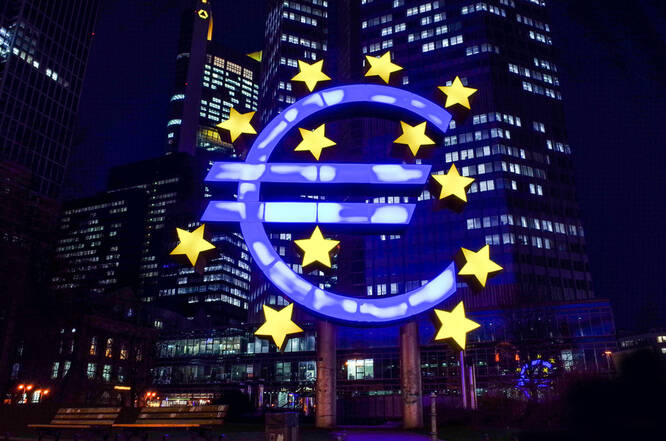 Apa Yang Akan Terjadi Kepada EUR? Satu Perspektif Ekonomi